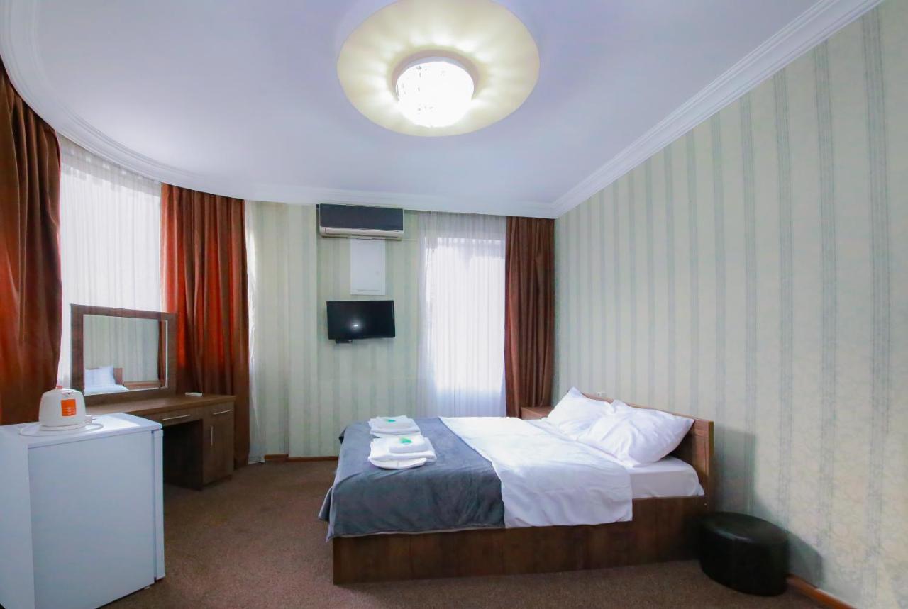 Royal Hotel Tbilisi Zewnętrze zdjęcie