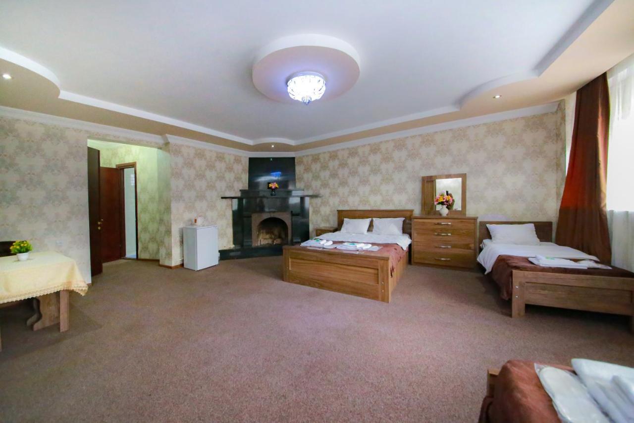 Royal Hotel Tbilisi Zewnętrze zdjęcie
