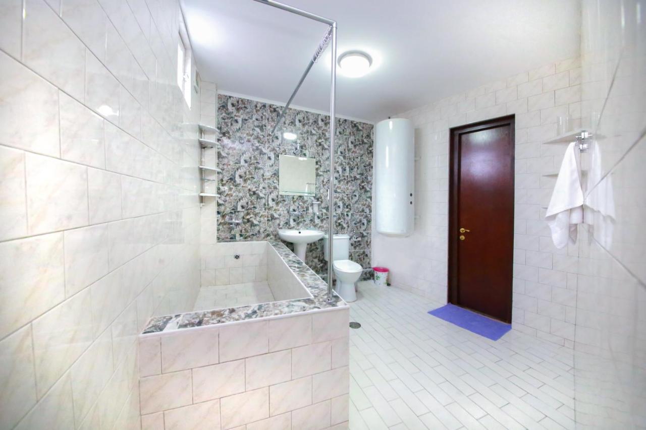Royal Hotel Tbilisi Zewnętrze zdjęcie